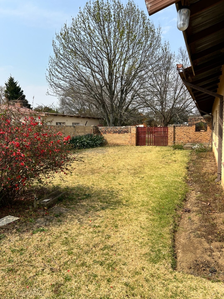 4 Bedroom Property for Sale in Hospitaalheuwel Free State
